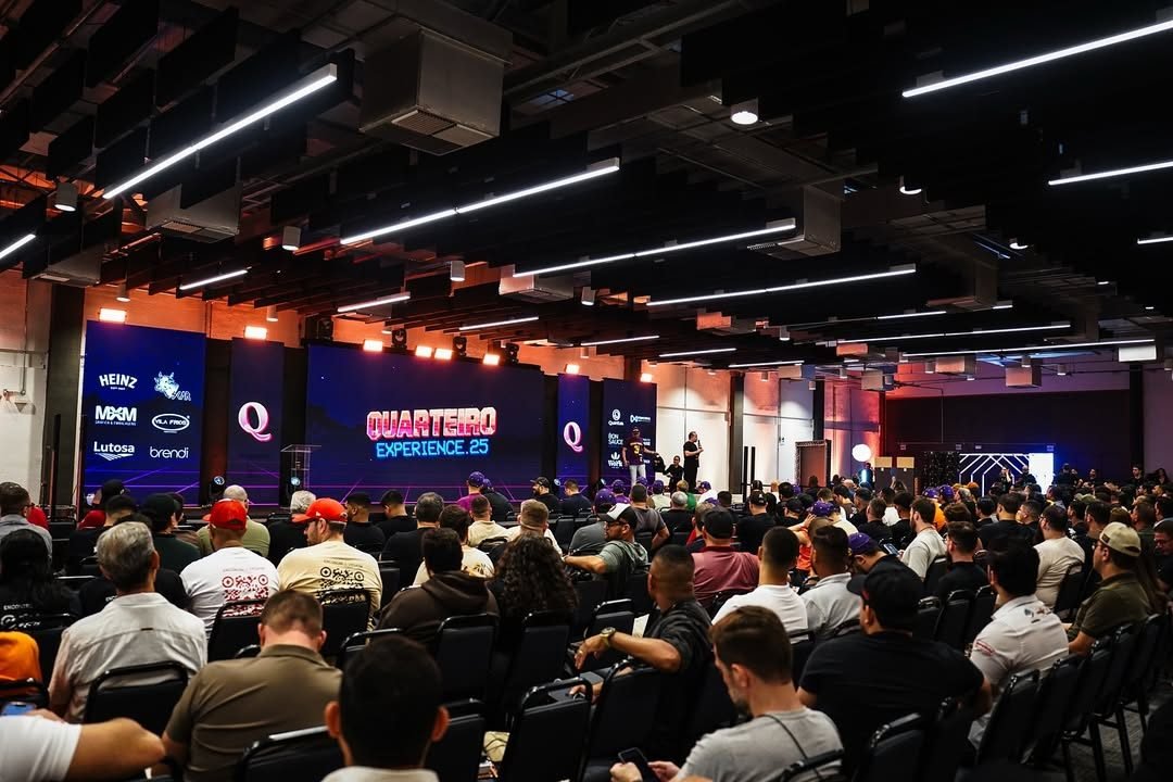 Nação reunida no Quarteiro Experience